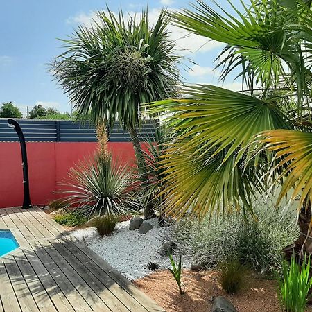 Studio Independant Chez L'Habitant Avec Piscine Et Cuisine Exterieures ลาโรแชล ภายนอก รูปภาพ